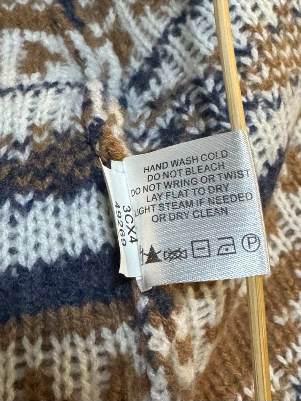 ORVIS Sweater Cardigan Wool Cashmere Aztec Southwestern Western Women’s Small - Picture 7 of 7